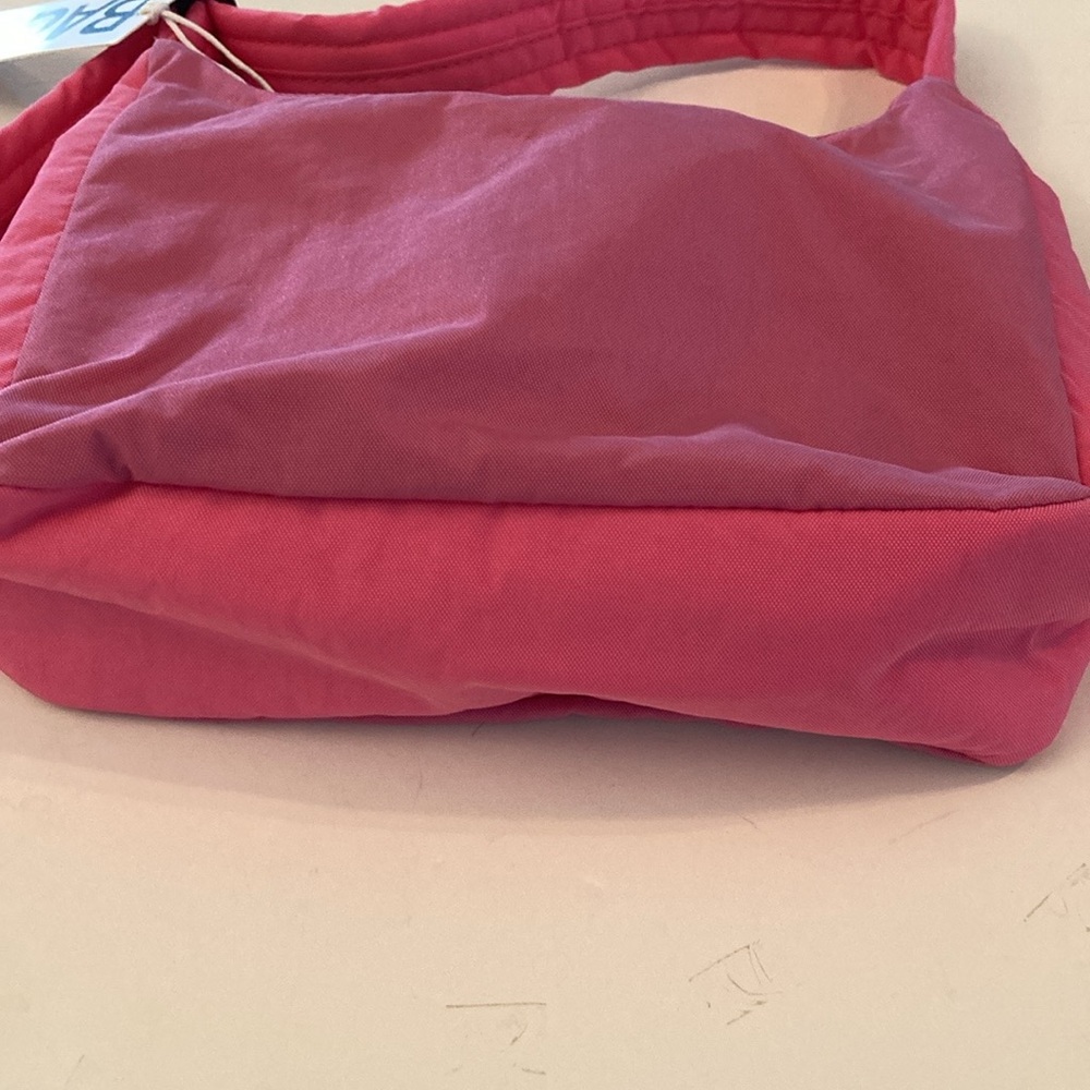 BAGGU mini nylon Pink Padded Shoulder Bag NEW two tone azalea pink sample bag - Picture 5 of 13